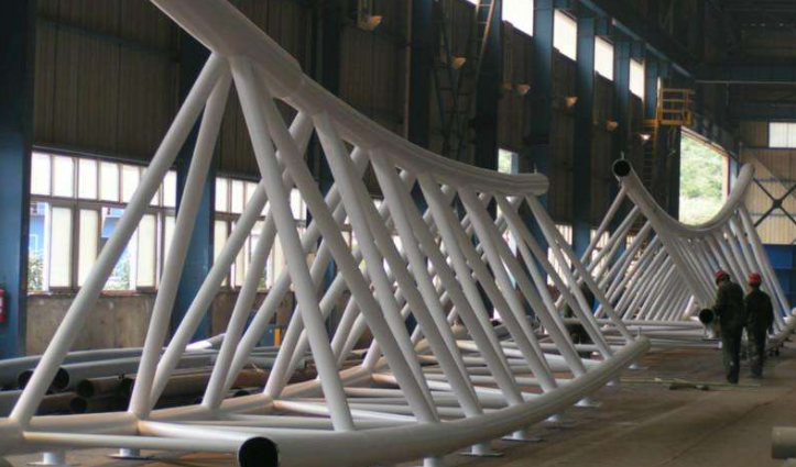 鹿泉管廊钢结构与桁架结构的管道支架应该如何区分